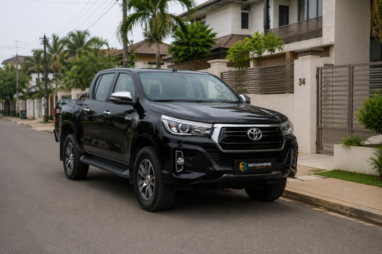 5 Seater Toyota Hilux